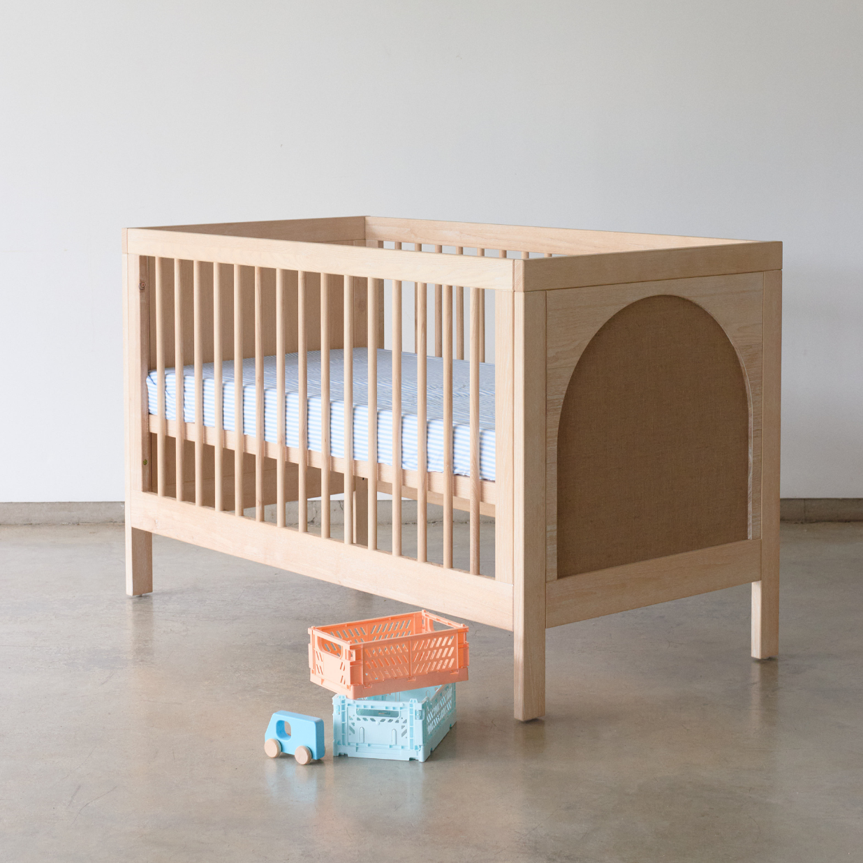 Grove Cot - Vintage Ash