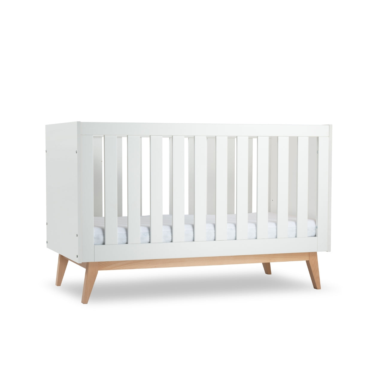 Tommi Cot - White