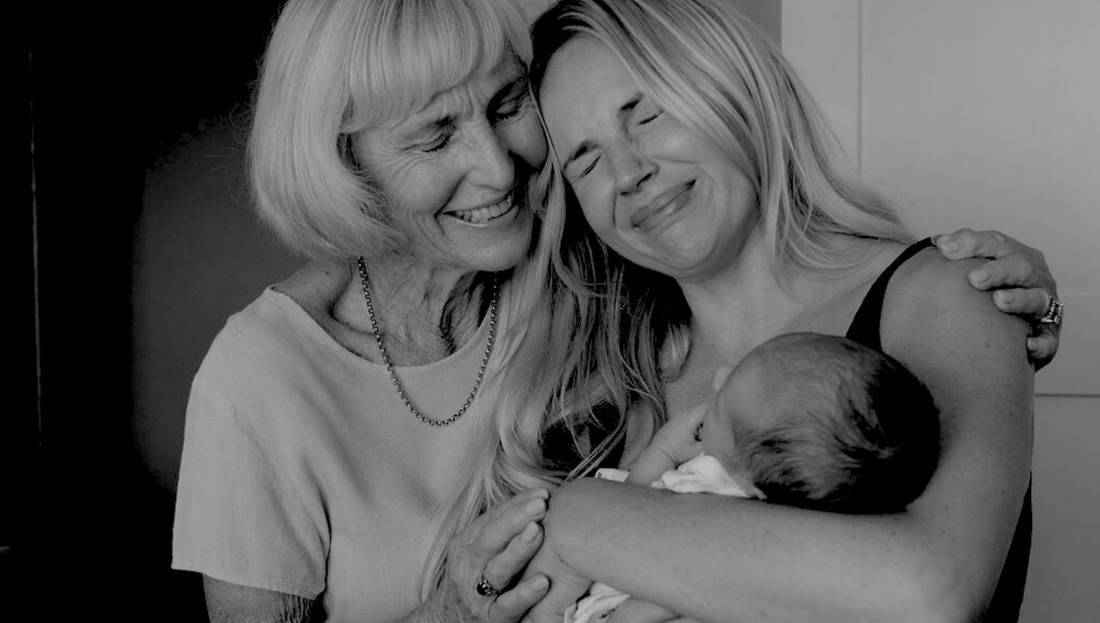 When women give, everyone gains