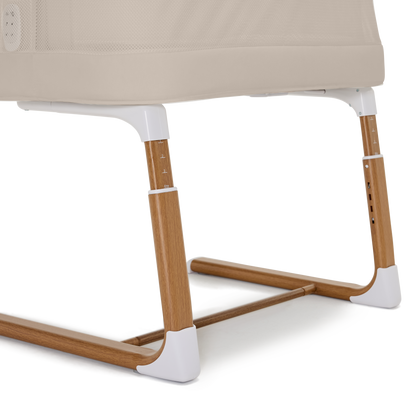 Swan Smart Bassinet Beige/Walnut