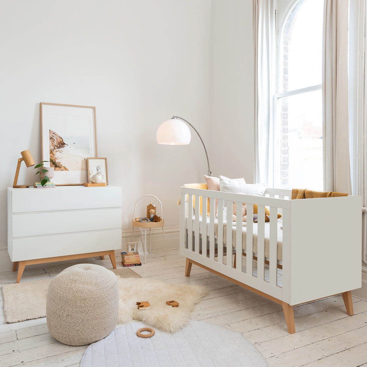 Tommi Cot & Chest Nursery Package - White
